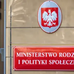 Rodzinny kapitał opiekuńczy dla kogo? Sprawdź, czy się kwalifikujesz
