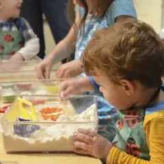 Terapeuta sensoryczny: Jak poprawić życie dzieci z zaburzeniami sensorycznymi