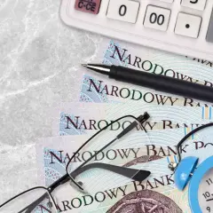 Rodzinne ile na osobę – ile możesz stracić na zasiłku?