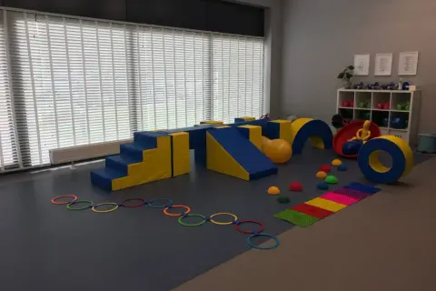Integracja sensoryczna Ursus – skuteczne terapie dla dzieci i młodzieży