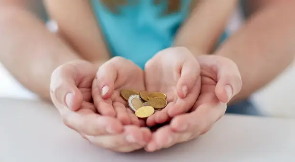 Czy świadczenia rodzinne wlicza się do dochodu? Sprawdź, co musisz wiedzieć