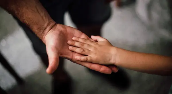 Renta rodzinna po ojcu do kiedy? Sprawdź ważne szczegóły i wyjątki