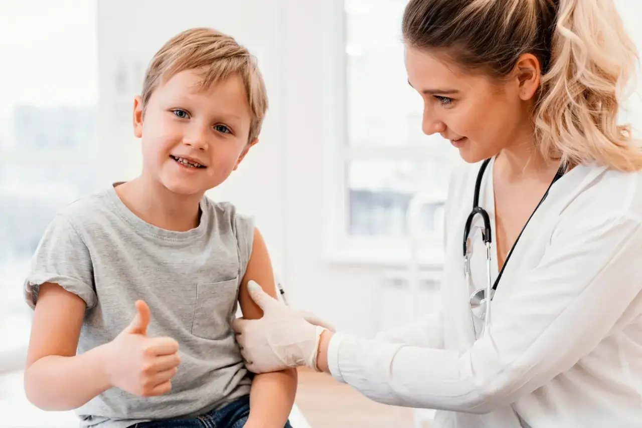 Zdjęcie Ile po antybiotyku można szczepić dziecko? Ważne informacje dla rodziców